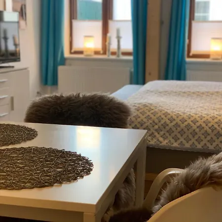 Eira Am Schleswiger Dom * Schleswig