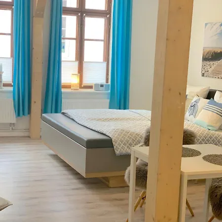 Eira Am Schleswiger Dom Daire