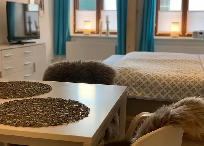 Eira Am Schleswiger Dom * Schleswig